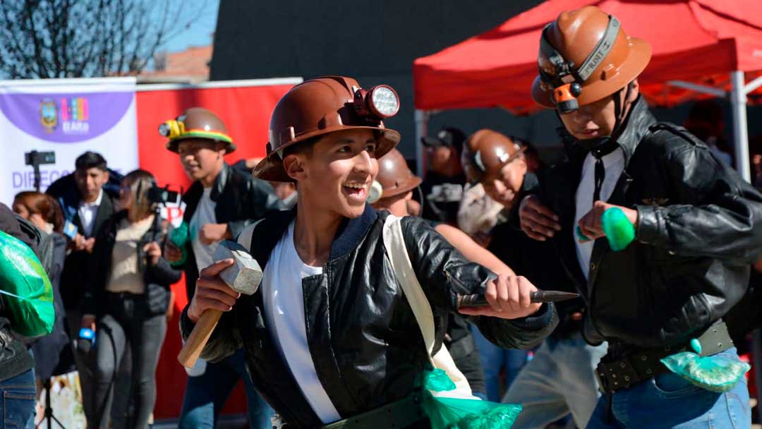 La danza los mineritos participarán en la Entrada de la Virgen del Carmen de la zona 16 de julio