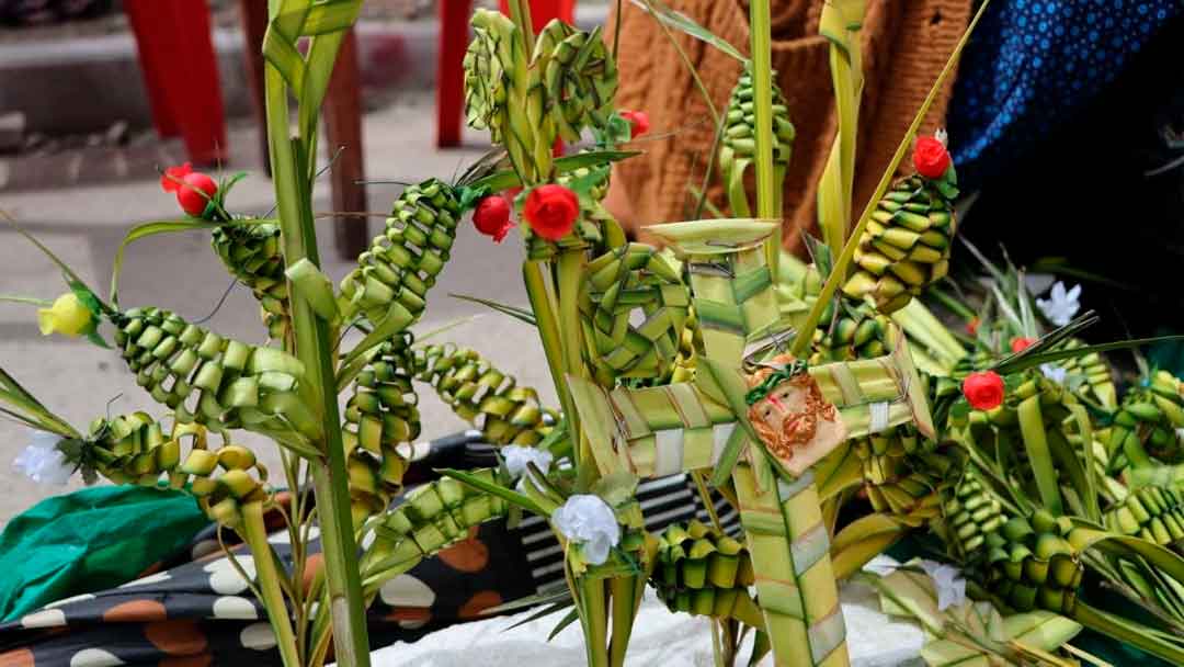 Feria de Ramos de El Alto cuenta con más de 20.000 expositores de las 20 provincias del departamento de La Paz.