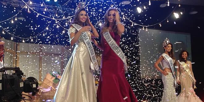 Paula Schneider, Miss Bolivia 2015 junto a su antecesora.