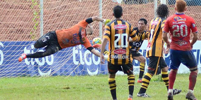 The Strongest empata con Universitario de Pando (2-2)