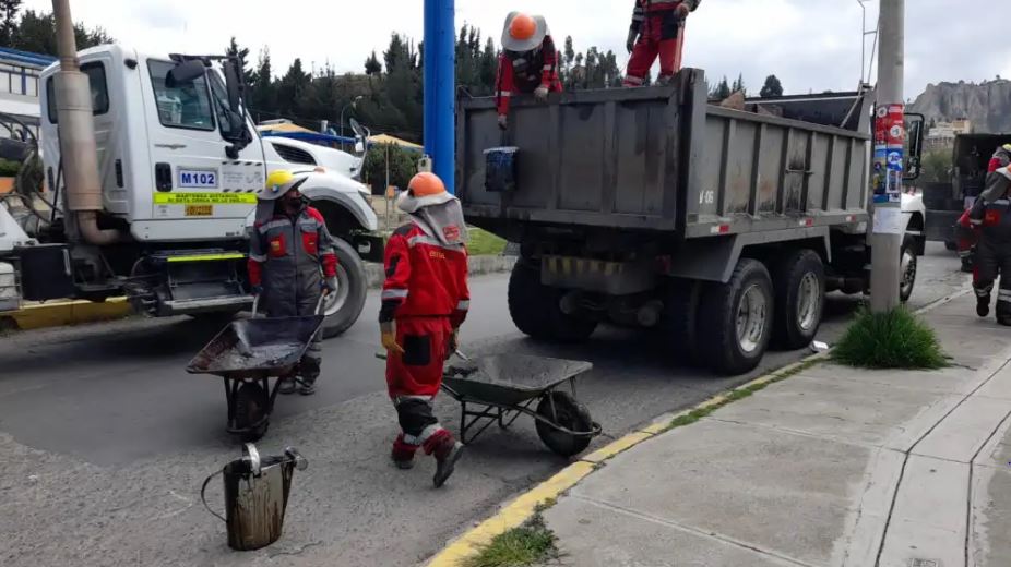 Los obreros municipales trabajaron entre 10:00 y 14:00