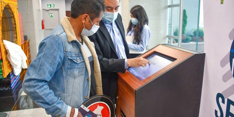 El Registro de Comercio en Bolivia es un servicio público que otorga personalidad jurídica El Registro de Comercio en Bolivia es un servicio público que otorga personalidad jurídica