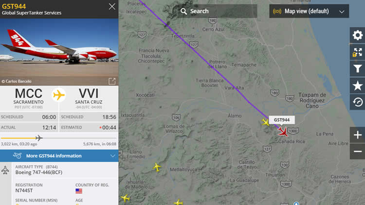 Captura de la trayectoría en vivio del avión Supertanker en el portal flightradar24.com