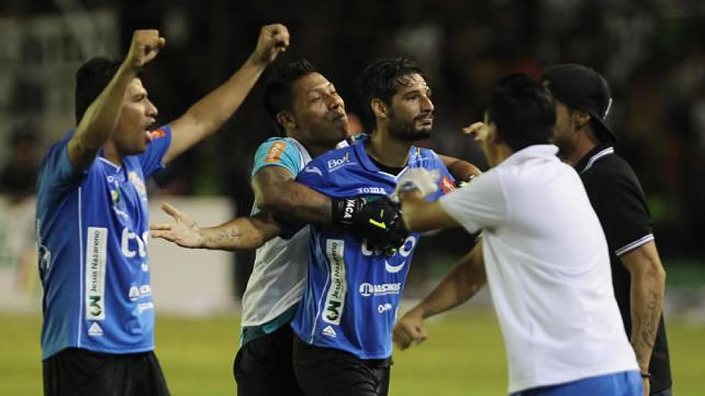 Blooming ganó 2 a 0 a Oriente Petrolero.