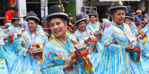 Entrada Folklórica de la Virgen de Guadalupe 2015 en Sucre