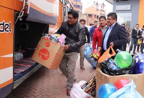 UPEA lleva alegría a niños del área rural