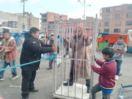 Hombre Lobo, luchador sangriento hizo retumbar la Feria 16 de Julio