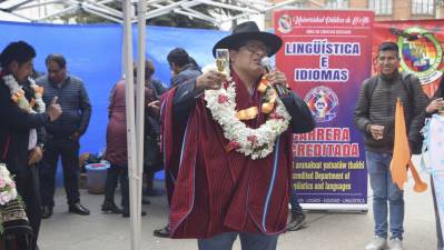 Lingüística e Idiomas de la UPEA brilla con su propio edificio 