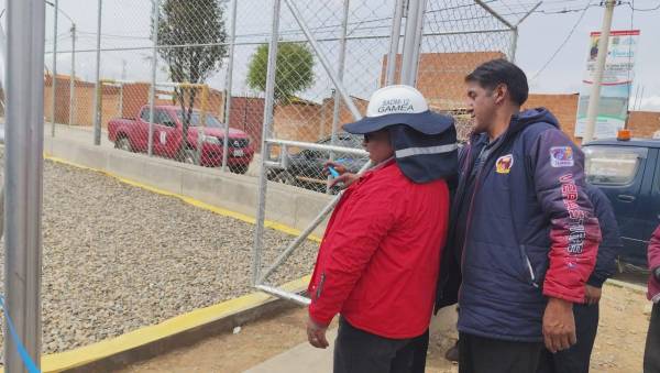 Distrito 12 estrena moderna cancha de mini fútbol y fortalece espacios recreativos