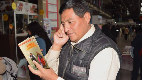 Dramaturgo Franz Apaza Aramayo presenta su obra teatral “Droga II, el vacío que nos deja”