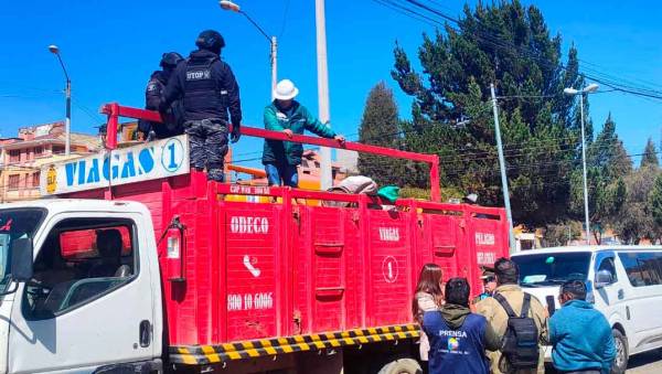 ANH decomisa 300 garrafas de GLP y 800 litros de combustible en operativo en El Alto