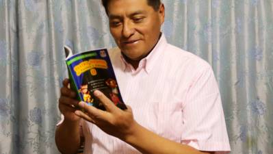 El compromiso del dramaturgo Franz Apaza con la educación, lleva como título “Teatro infantil de valores y virtudes II”