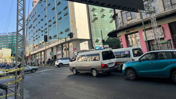 Anuncian cierre de vías hasta el viernes por los preparativos para el Gran Poder