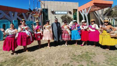 El Alto corona a las nuevas Cholitas Alteñas Paceñas 2026