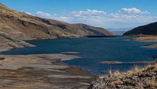 AAPS reporta normalidad en el abastecimiento de agua en La Paz y El Alto