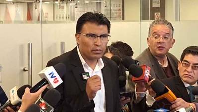Comisión de Ética suspende por ocho meses al senador Nilton Condori