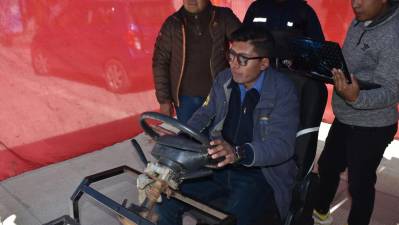 Autotrónica de la UPEA se abre a la prevención de accidentes